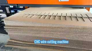 Macchina CNC per taglio a filo