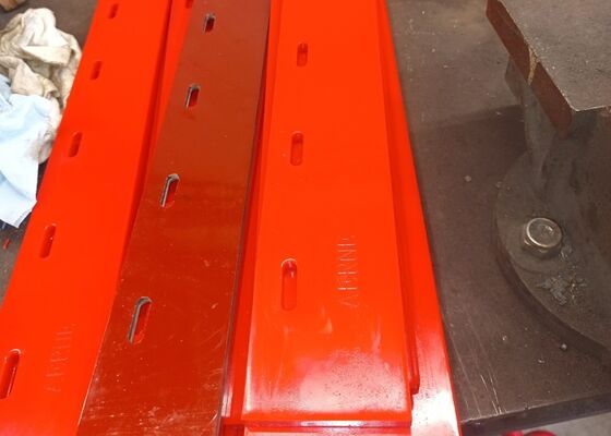 Polyurethane Belt Conveyor Skirting Long Wear Life Aggregate Conveyor Accessories