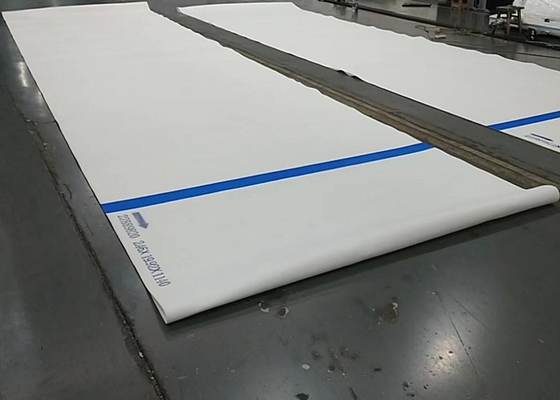 Stampa senza fine ritenuta per la fabbricazione di carta in macchina della carta kraft del tessuto