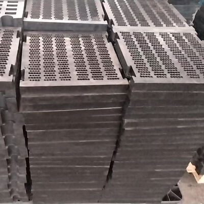 Pannello per vaglio vibrante modulare in gomma ad alta resistenza all'usura con foro regolabile per l'industria mineraria