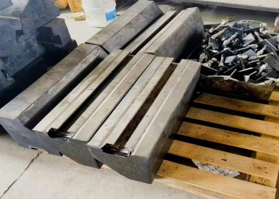 Strati di gomma per la macinazione del minerale adatti a condizioni di estrazione difficili