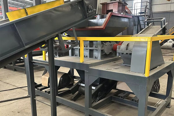 800-1500 kg/h Trinciatrici a doppio albero per pezzi di plastica dura