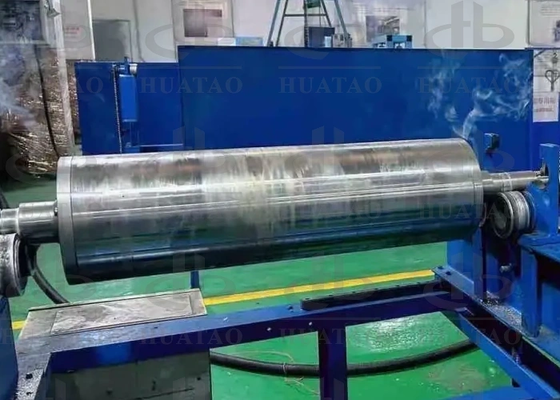 Rullo riscaldante a induzione con struttura sicura e antideformazione per la realizzazione di filtri speciali in carta e PTFE