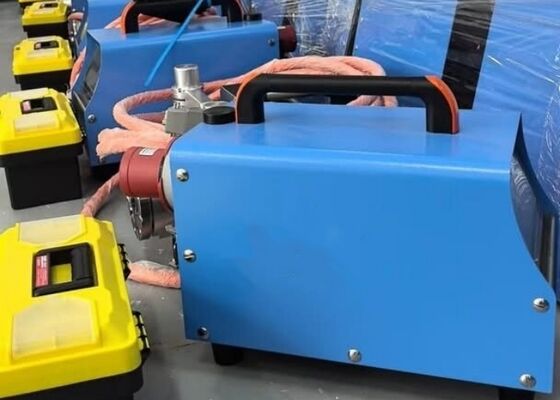 Sega per muri con tecnologia di taglio a umido silenziosa e senza polvere