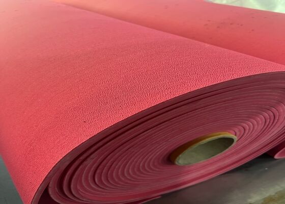Lastra di rivestimento in gomma resistente all'usura per lavorazione in fase liquida, fissata con bulloni, durezza 80 Shore A, per l'industria mineraria