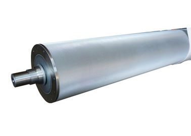 Tungsteno che ricopre un rotolo ondulato flauto