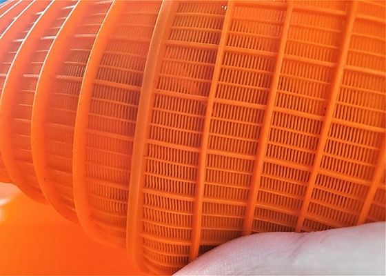 5 mm di spessore Polyurethane Perforato Vibrating Screen Mesh 1040x700mm resistente alla corrosione Alta efficienza di screening